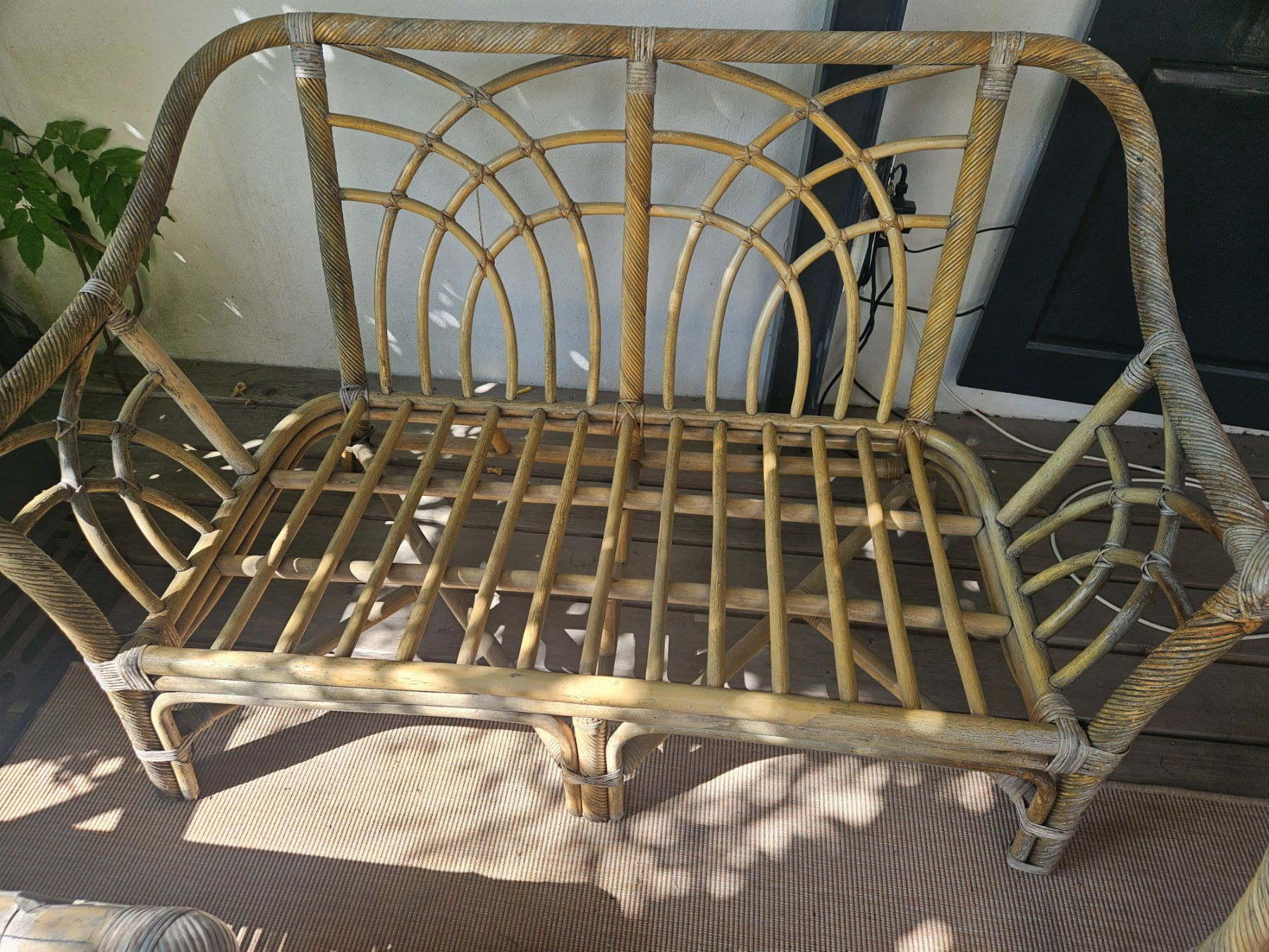 Sofas: Balkon Rattanmöbel Garnitur – Gebraucht aus Zürich von juthal 3