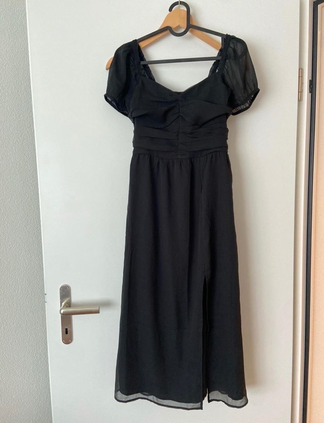 Hollister Vestiti: Schwarzes Kleid – Usato da Winterthur venduto da ana_z7yd