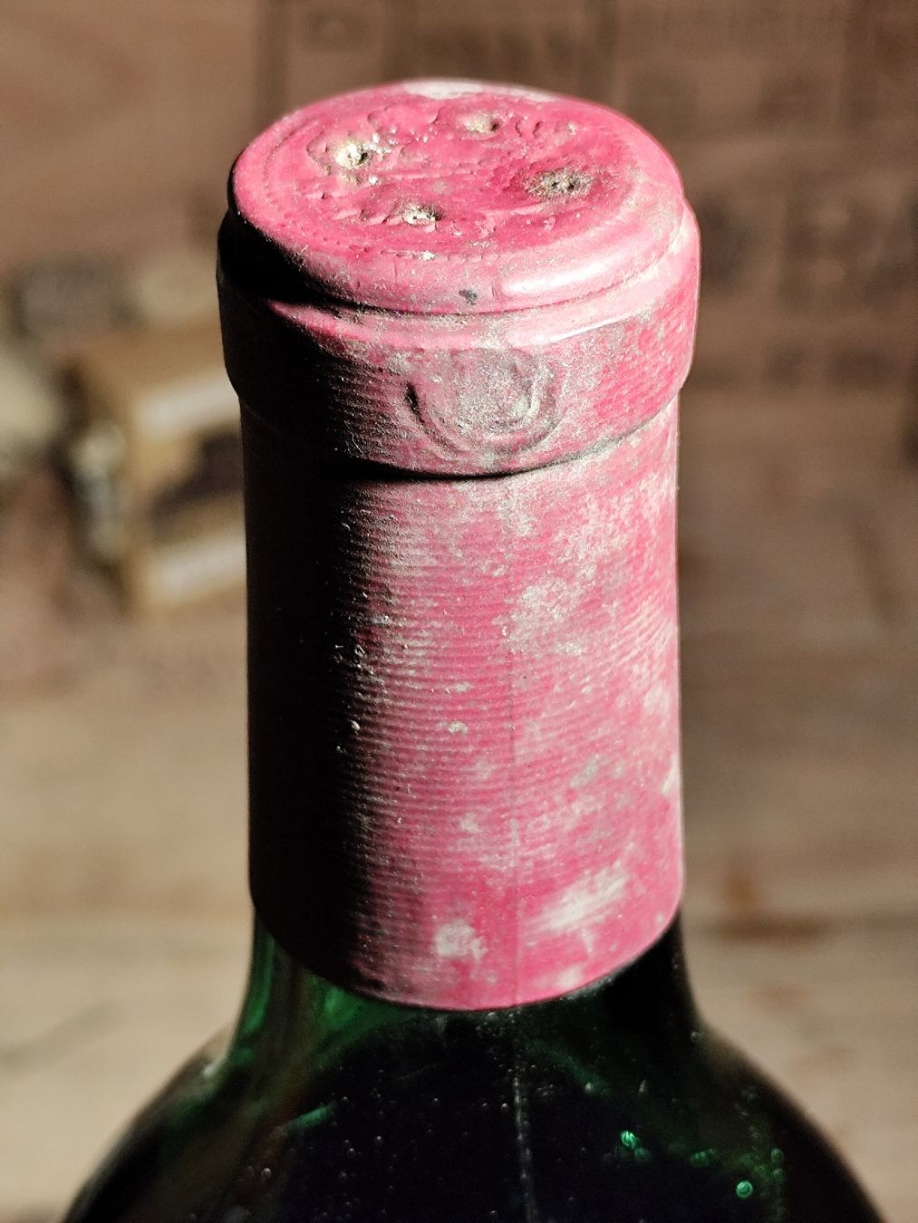 Wein: 1969 Chateau L'Angelus  Eschenauer – Neu (gemäss Beschreibung) aus Büsserach von Vintage-vins 5