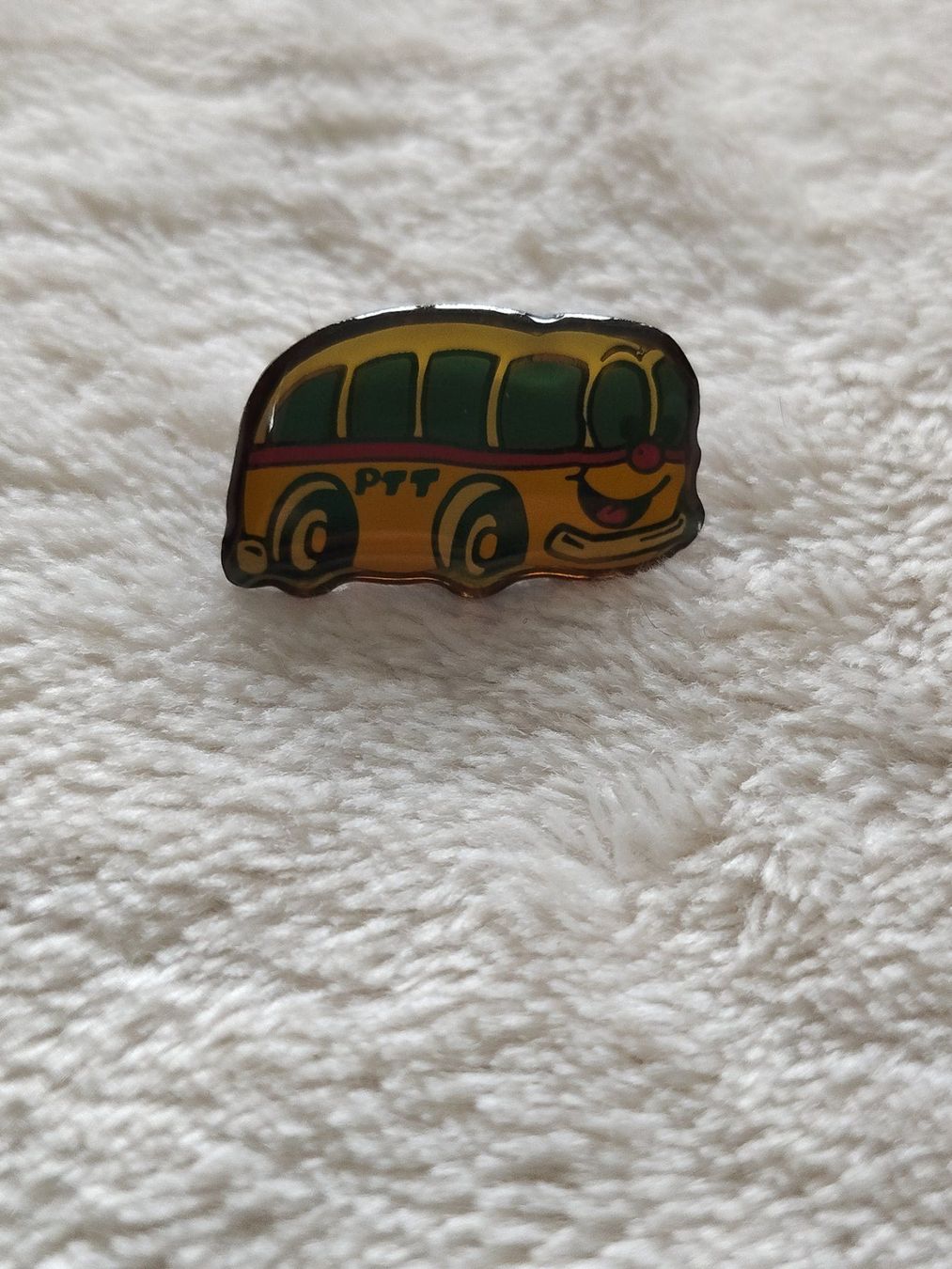 Placchette & Badge: Pin's bus PTT – Usato da Plagne venduto da gigi204
