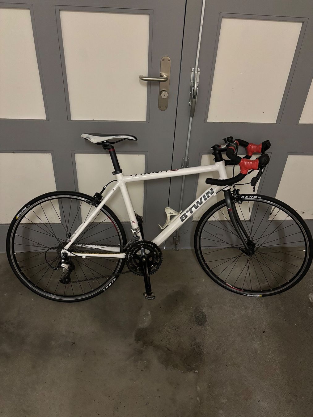 Vélos: B Twin Rennrad Grösse S1 – D'occasion à Arbon par tho_kwl5