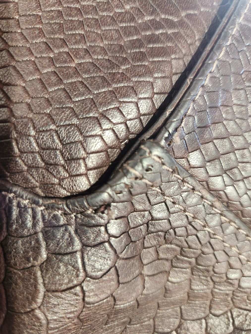Navyboot Borse da donna: Sac à main Navyboot cuir marron aspect serpent  – Usato da Niedergösgen venduto da Eva2410 9