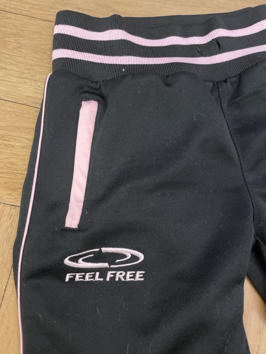 Pantaloni: Sporthose schwarz rosa – Usato da Bern venduto da gin_jl75 1