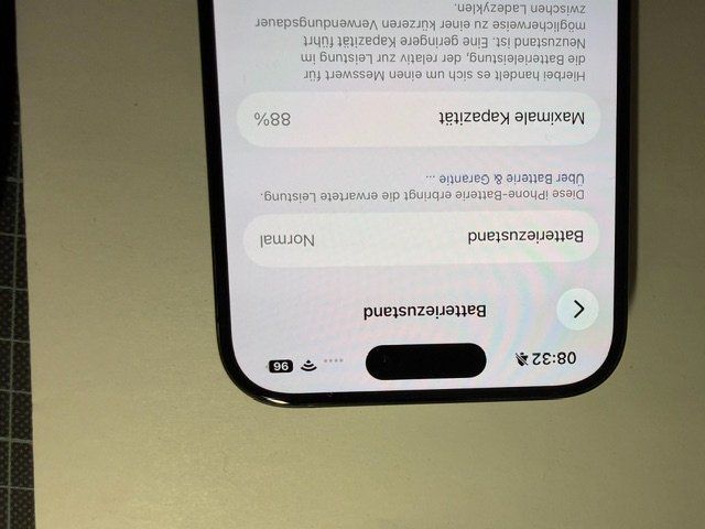 Apple Handys / Smartphones: iPHONE 15 Pro 256 GB super erhalten – Gebraucht aus Lichtensteig von Jkunstmann 4