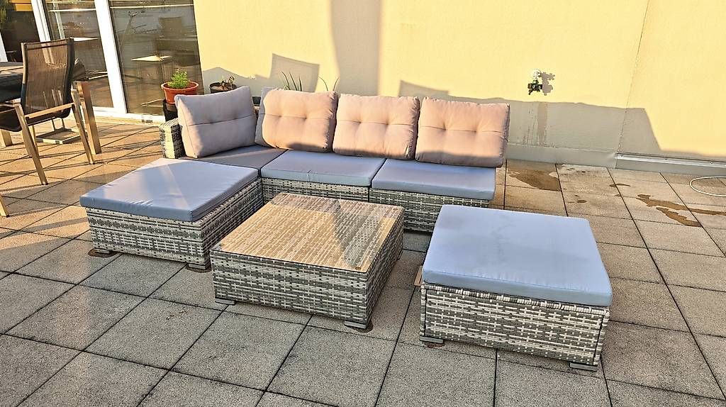 Divani: Lounge – Usato da Staufen venduto da mel_q6xh