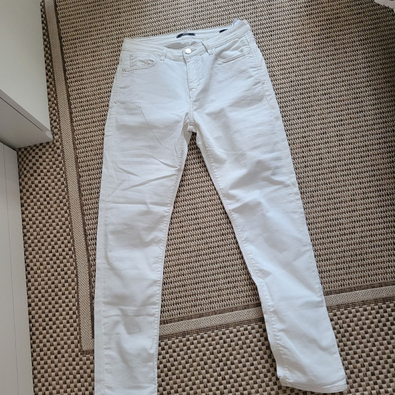 Esprit Jeans: ESPRIT Jeans blancs Taille 38/40 – Nuovo (secondo la descrizione) da Genève venduto da Tanaa_12 2