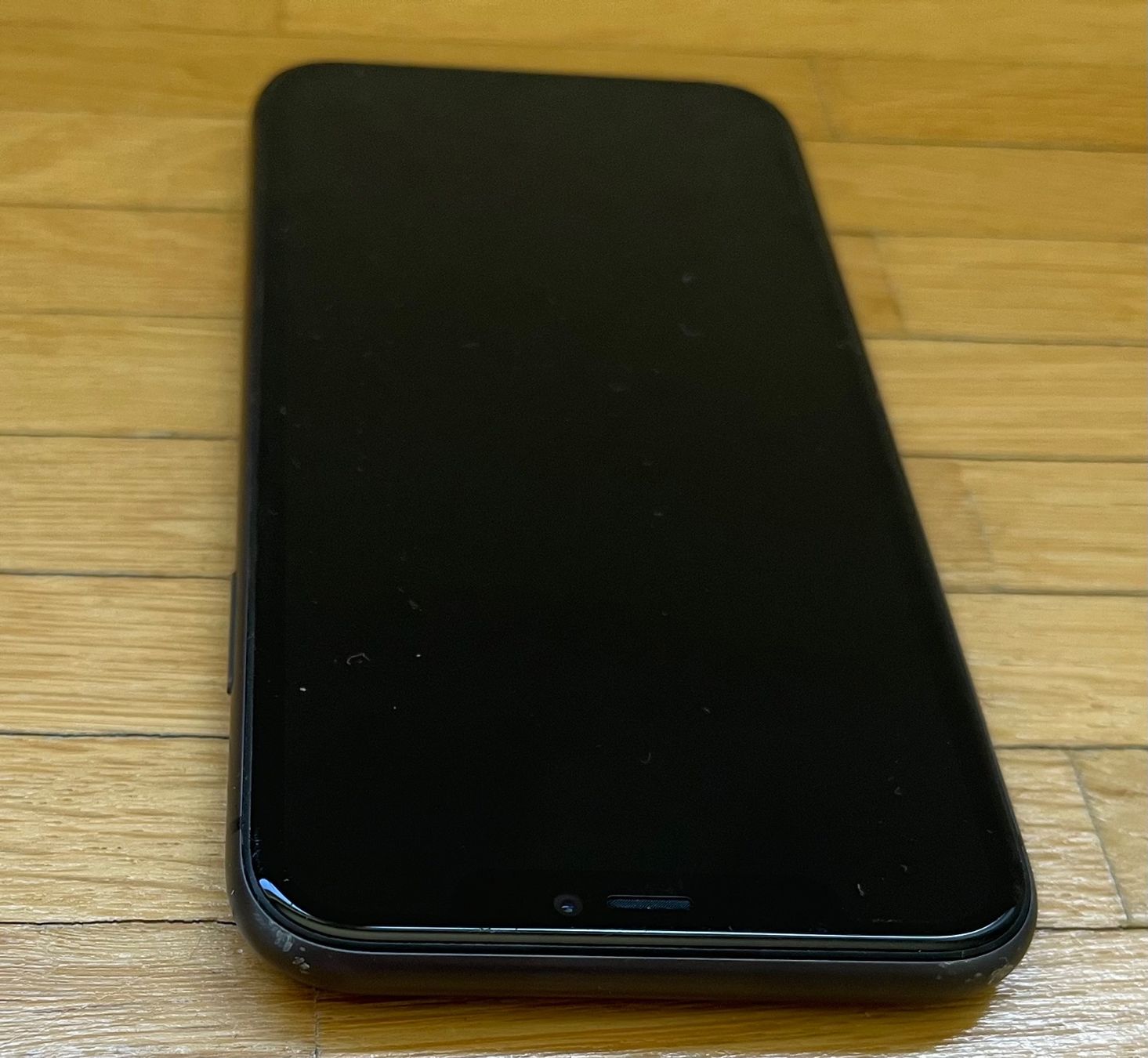 Apple Telefoni cellulari / Smartphones: iPhone 11 64 GB schwarz – Usato da Rüti ZH venduto da Mazsola777 6