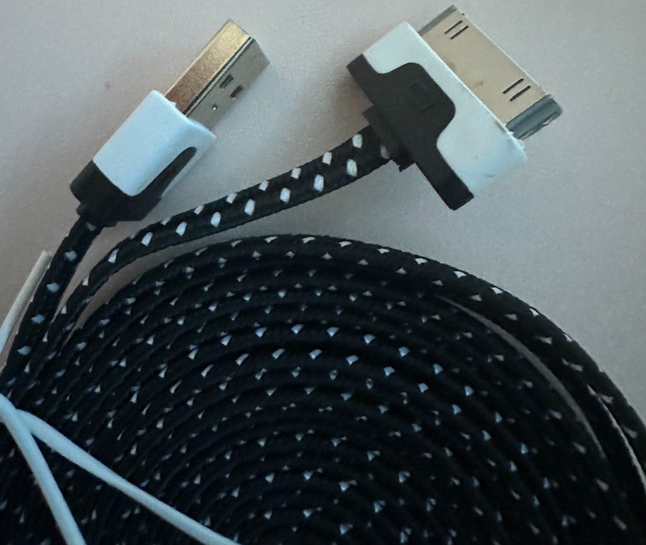 Cavi: USB Charger Cable for iPhone 4/4S iPad iPod(3m) – Nuovo (secondo la descrizione) da Nidau venduto da EXP40