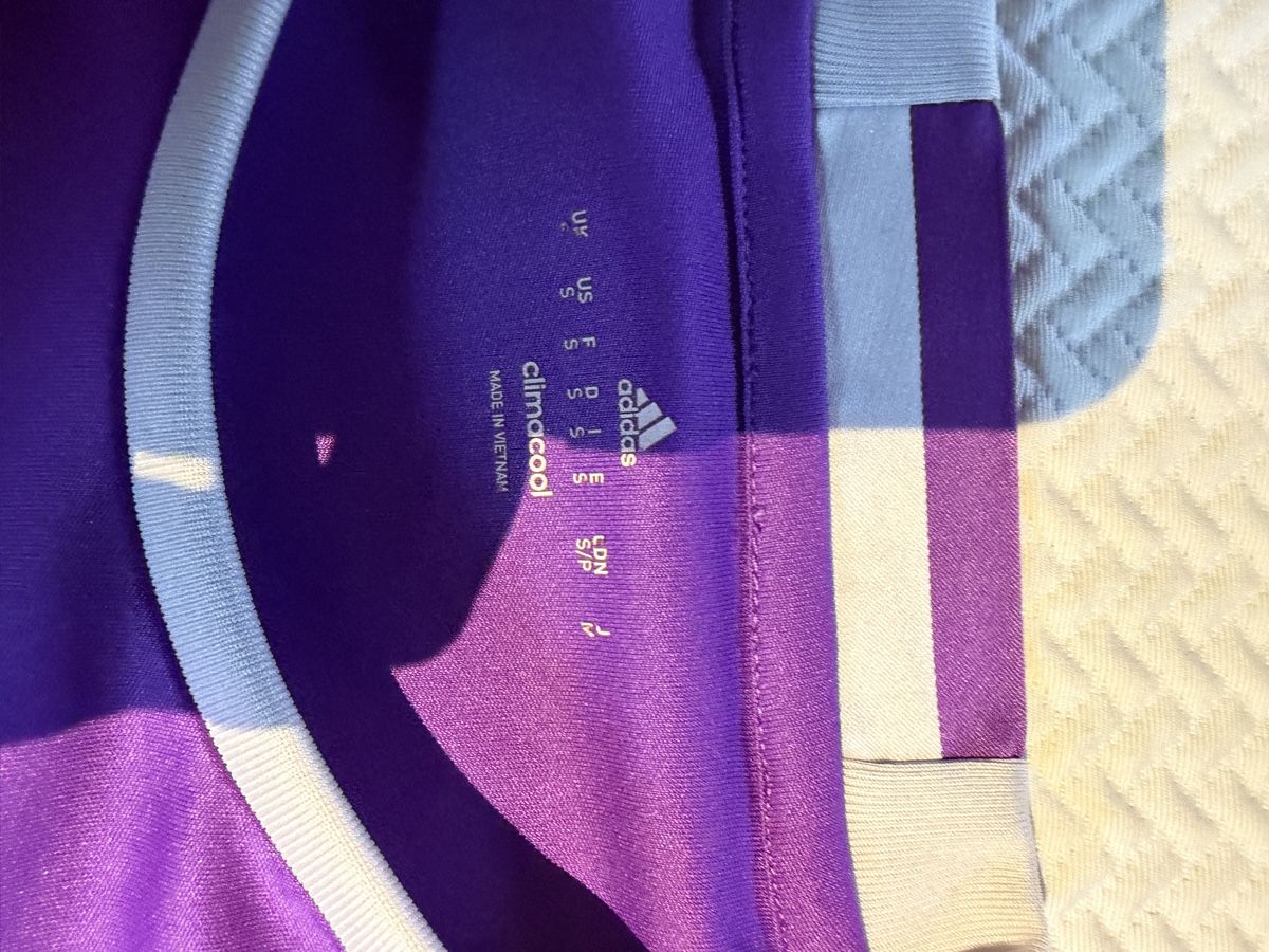Real Madrid Canottiere & Pantaloni: Original Real Madrid away 16/17 – Nuovo (secondo la descrizione) da Aarberg venduto da marcoo237 2