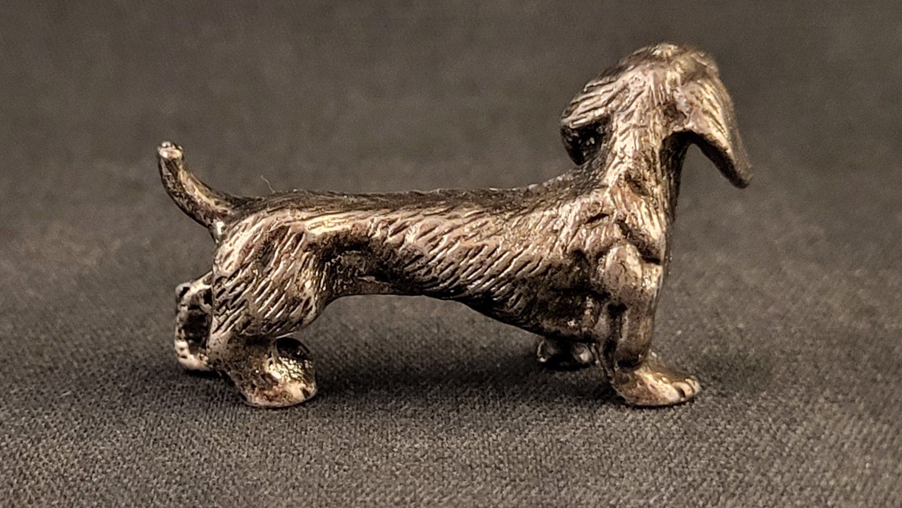 Statuette: Kleiner Metall-Dackel "III" – Usato da Basel venduto da spinne02 2