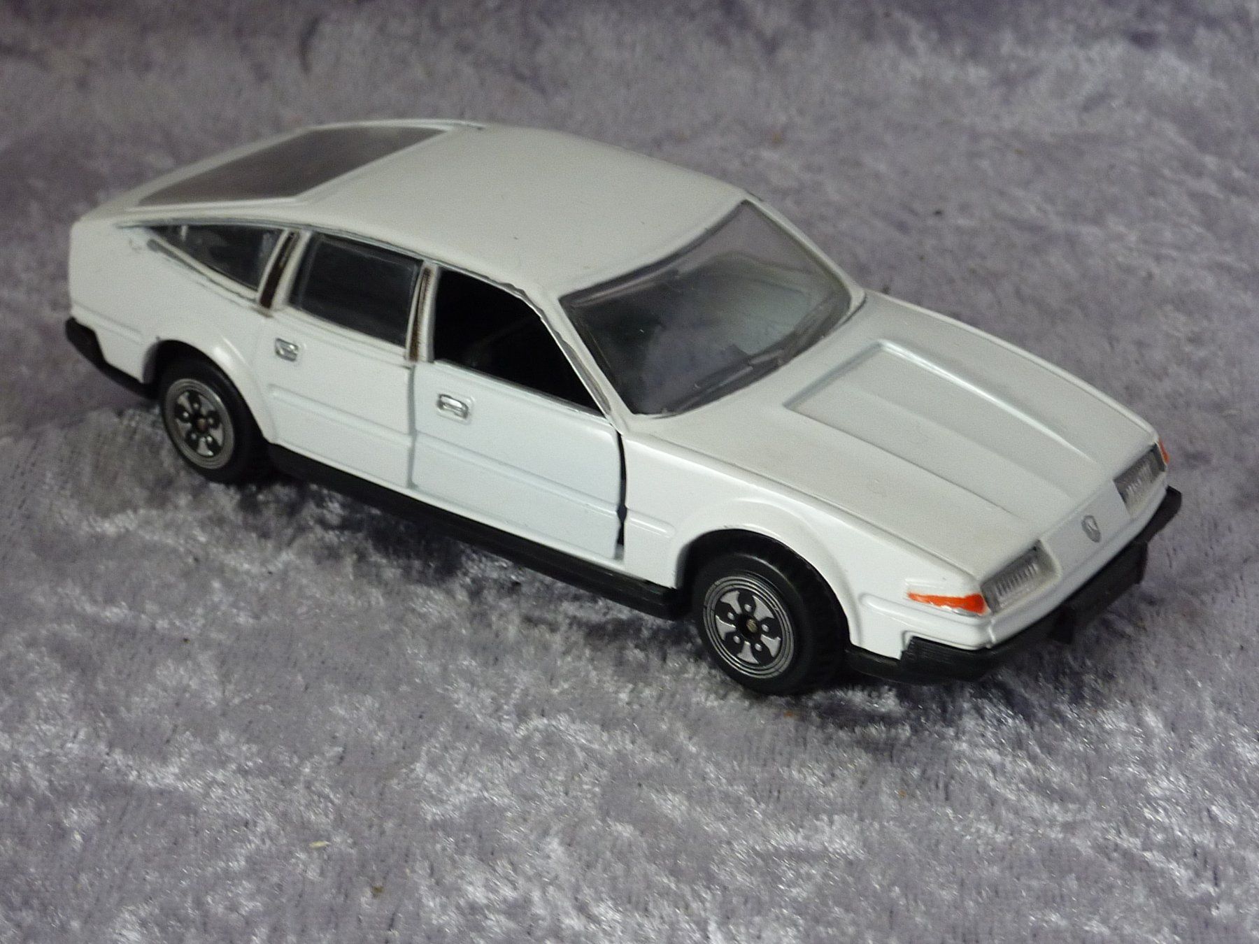 Dinky Toys Modellini d'auto: Rover 3500 Vitesse – Usato da Dürrenäsch venduto da modellautos4you 3