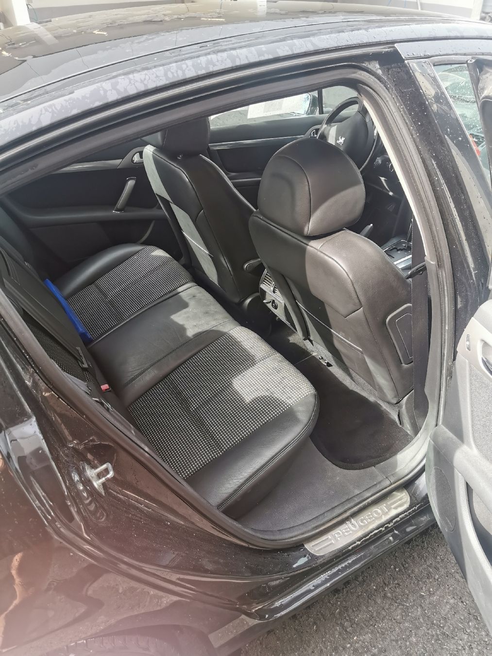 Peugeot Automobili: Peugeot 407 – Difettoso da Münsingen venduto da Bingo1960 4