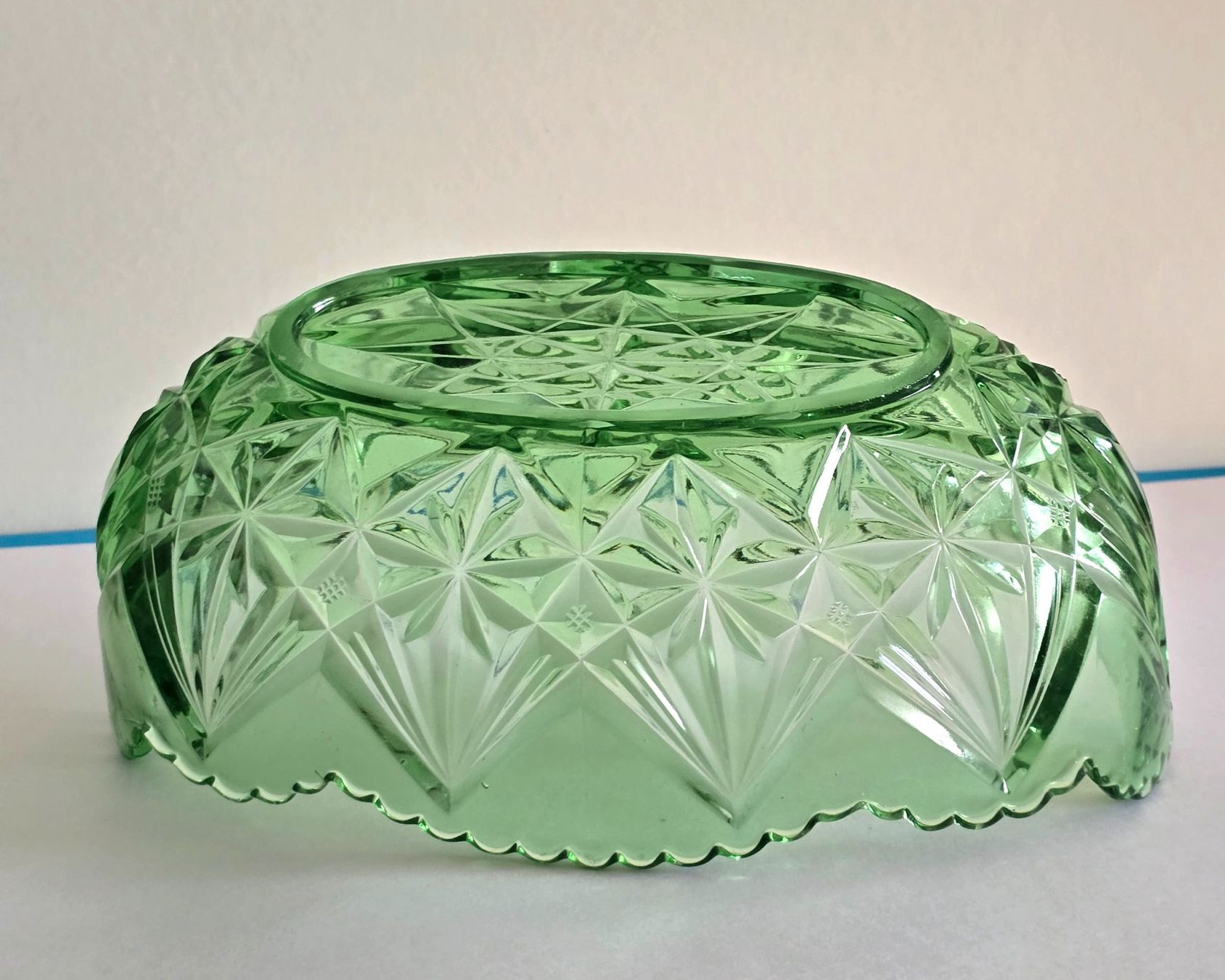 Ciotole: Schale Art Deco, Schiffchen-Form, Jardinère – Usato da Rheinau venduto da MakalekaAloha 5