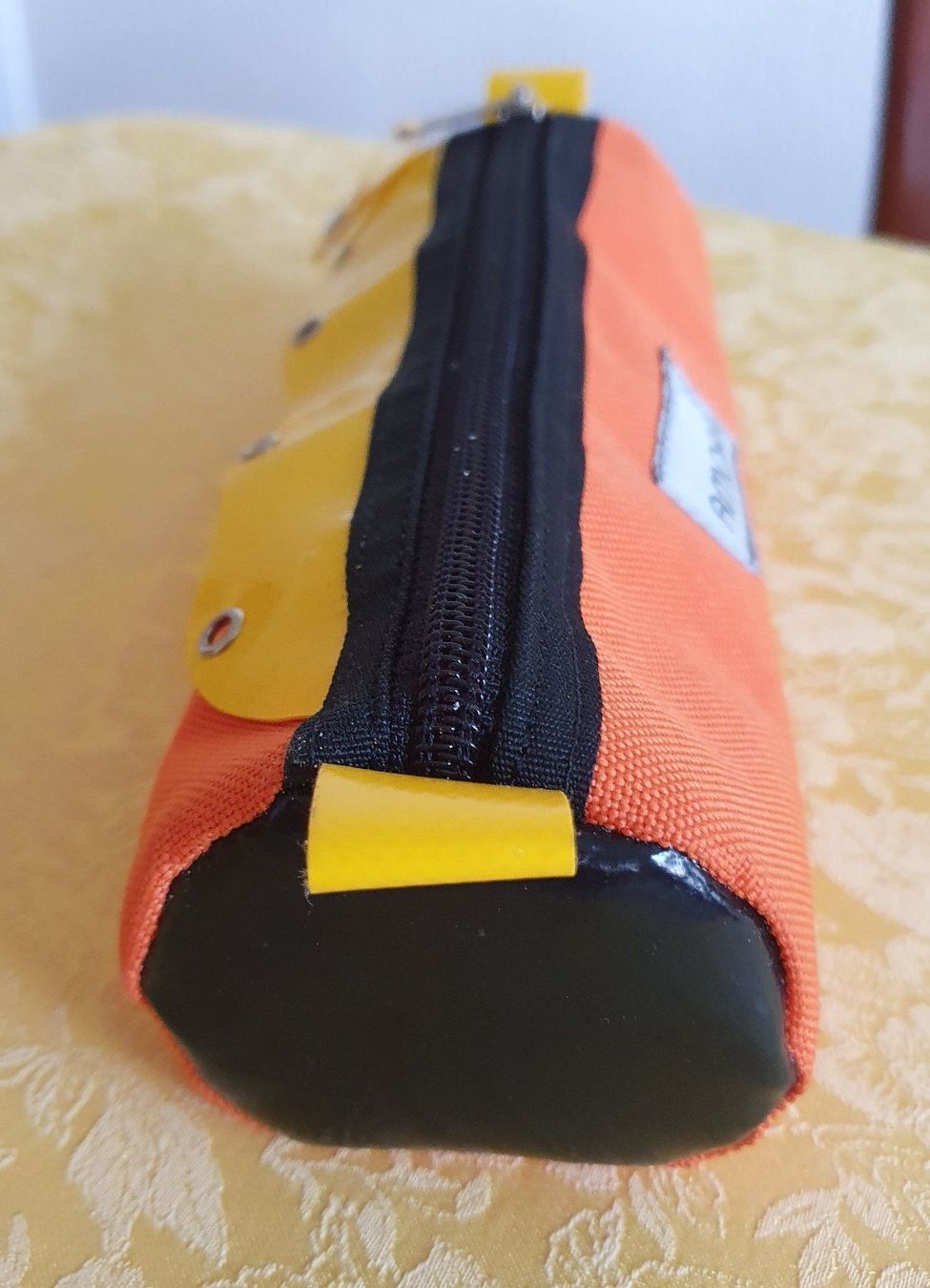 Astucci : Etui mit Schlüsselanhänger, Einzelstück – Nuovo e nell'imballaggio originale da Niederlenz venduto da clea50 4
