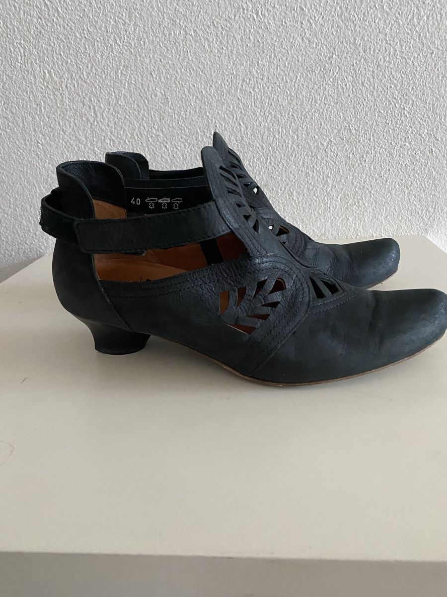 Scarpe da donna: Think Sandale Pumps Gr. 40 – Usato da Biel-Benken BL venduto da PANORMUS 1