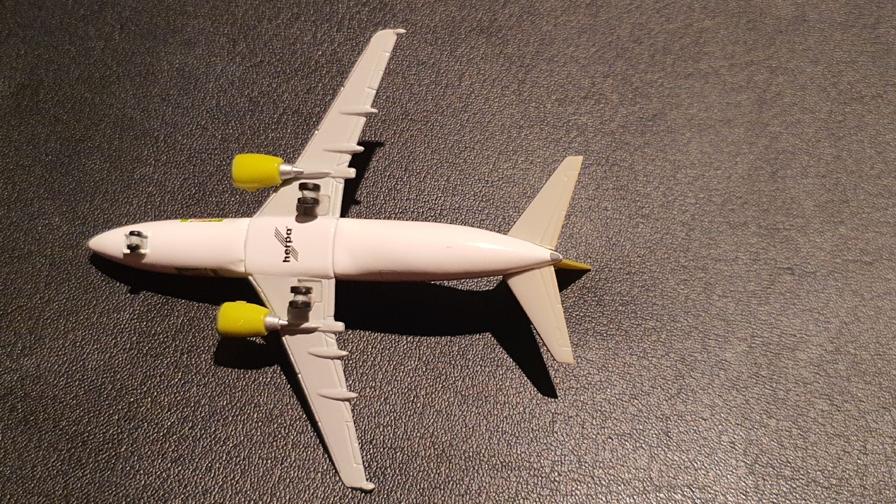 Herpa Kit di modellismo & Modellini statici: BOEING 737-300 "PUMA" 1/500 – Usato da Männedorf venduto da Modellbau-wyss 3