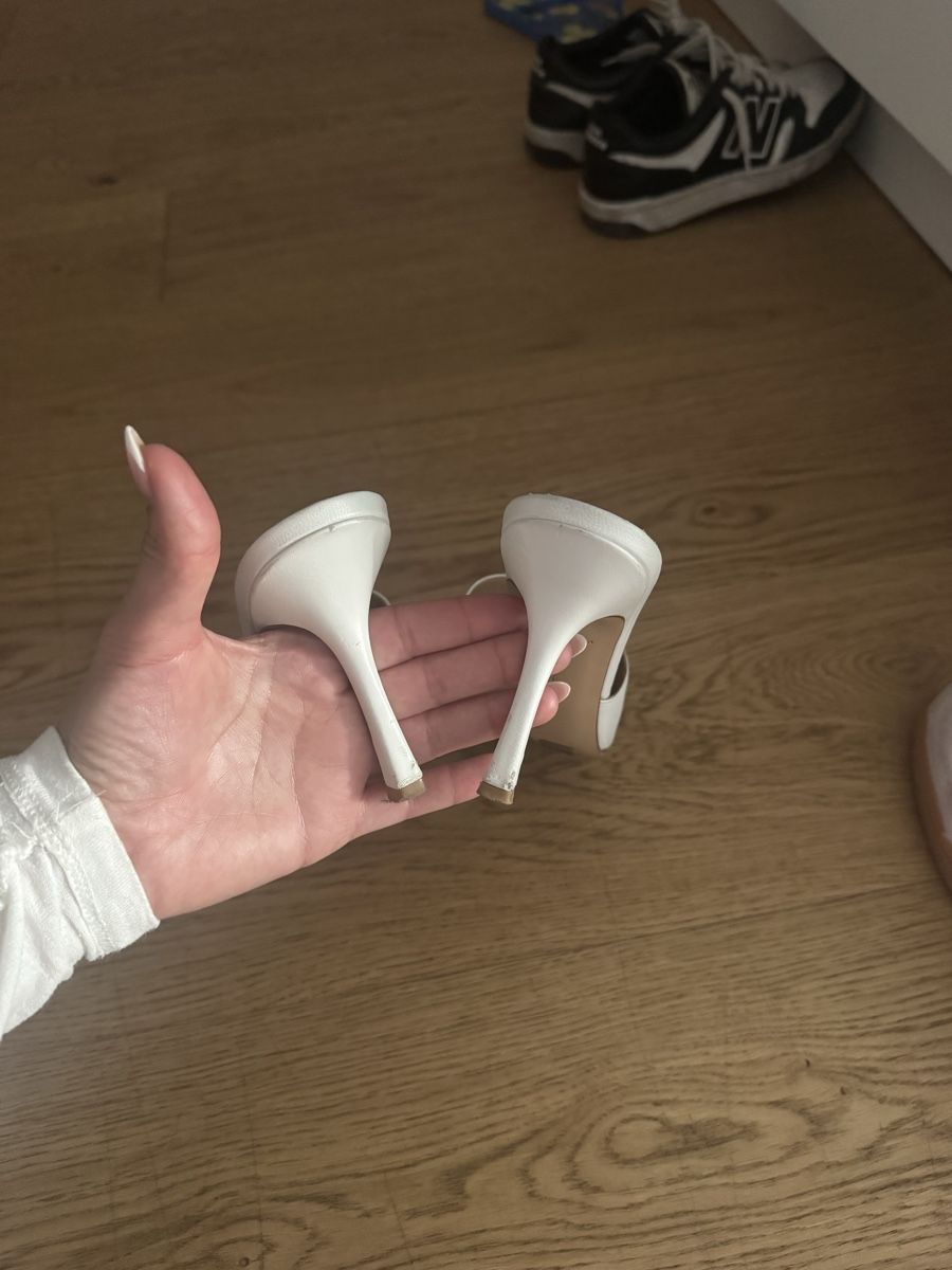 Bottega Veneta Damenschuhe: Bottega – Gebraucht aus Reinach AG von MineD 1