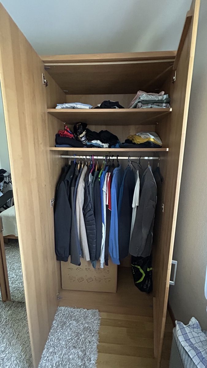 Lits: Komplettes Schlafzimmer – D'occasion à Zofingen par laiicii 4