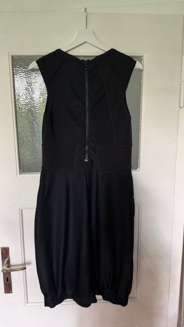 High Vestiti: HIGH USE - Cooles schwarzes Kleid – Usato da Chur venduto da Alex2102 1