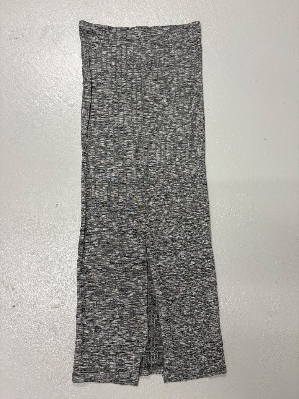 Superdry Gonne: Superdry Maxirock Grau Melange Gr. S Viskose Schlitz – Usato da Regensdorf venduto da secondchancefashion 1