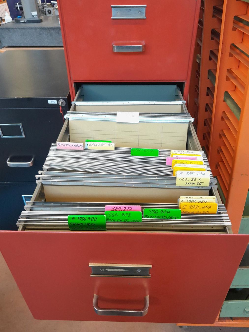 Armadi: Hängeregisterschrank – Usato da Rümlang venduto da BKCH 3