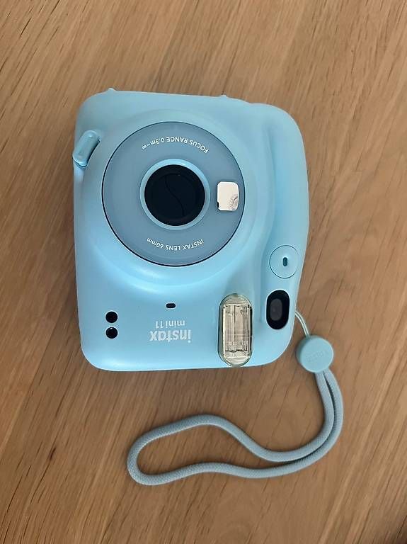 Fujifilm Appareil photo: Instax Mini 11 mit Hülle – D'occasion à Flawil par Chefchenko