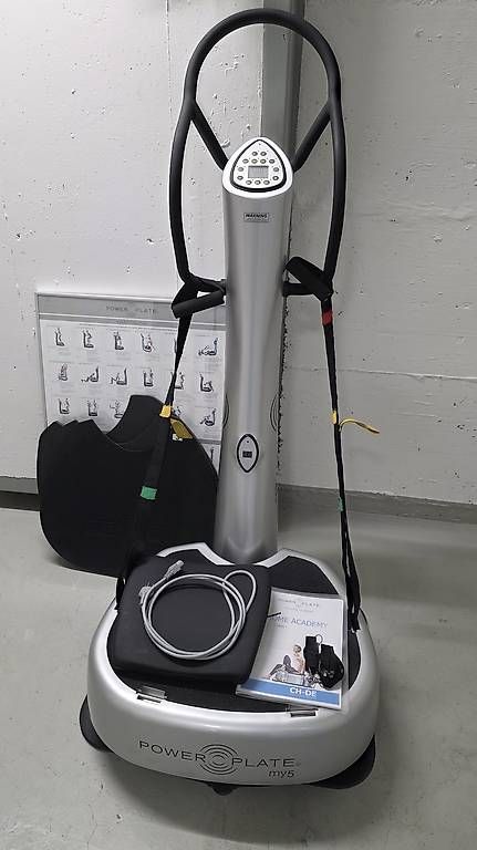 Power Plate Hometrainer: Power Plate My5 mit Zubehör – Gebraucht aus Wetzikon ZH von Muehlacki