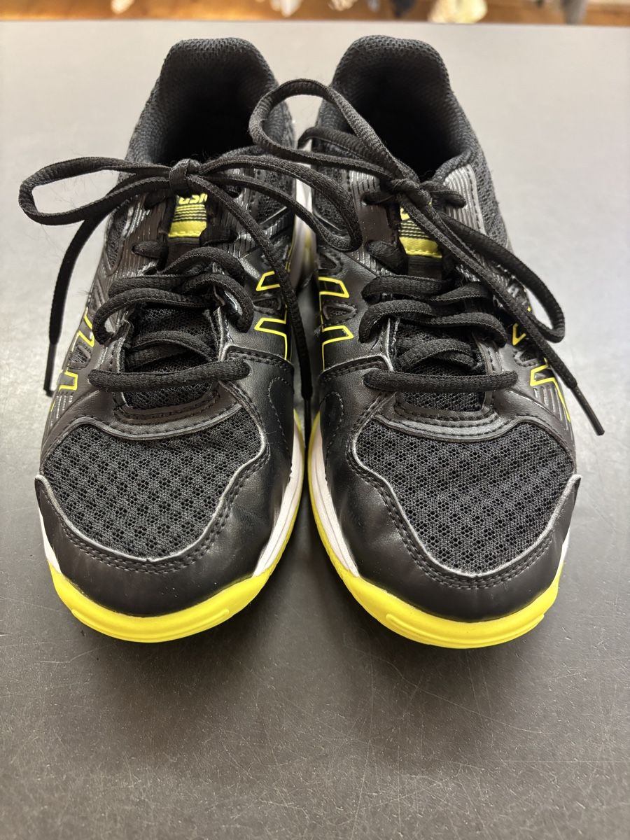 Asics Scarpe per ragazzi: Asics Hallenschuhe Schwarz Gelb, Grösse 32.5 – Usato da Büren an der Aare venduto da Nikito2001 3