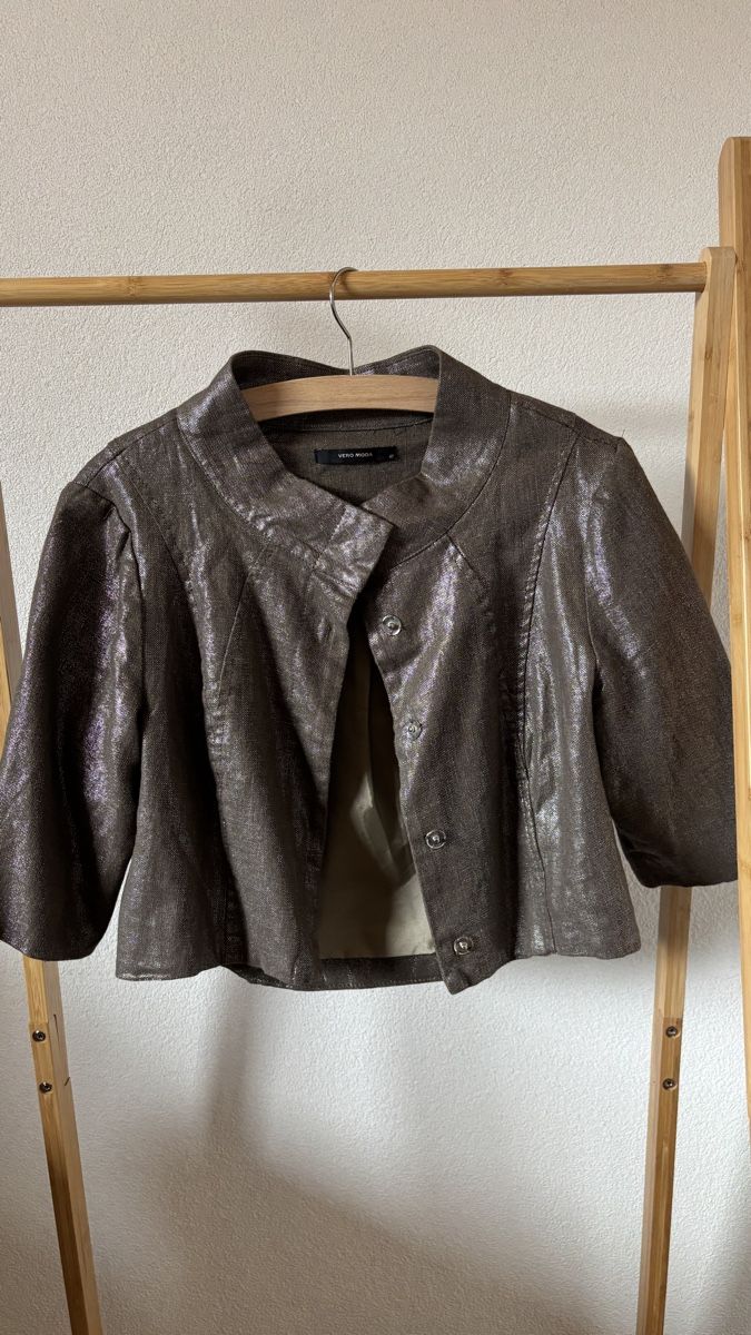 Vero Moda Giacche: Blazer, einzigartige, Gr. 40, Top Zustand – Nuovo (secondo la descrizione) da Vilters venduto da Sidsel_M 4