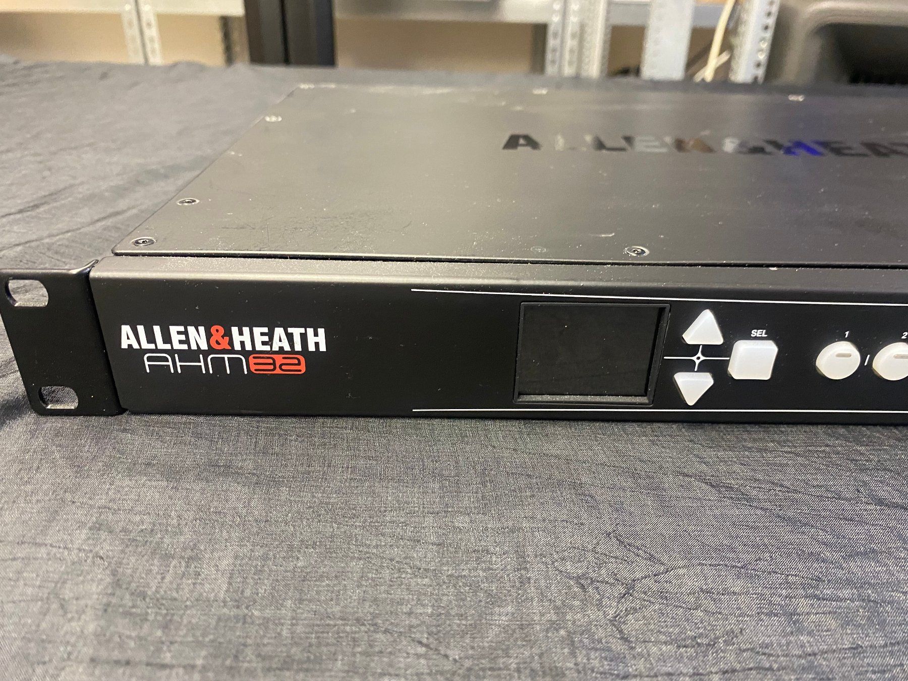 Componenti elettronici: AHM-32 32×32 Audio Matrix Processor – Usato da Bellinzona venduto da fab_6pbd 1