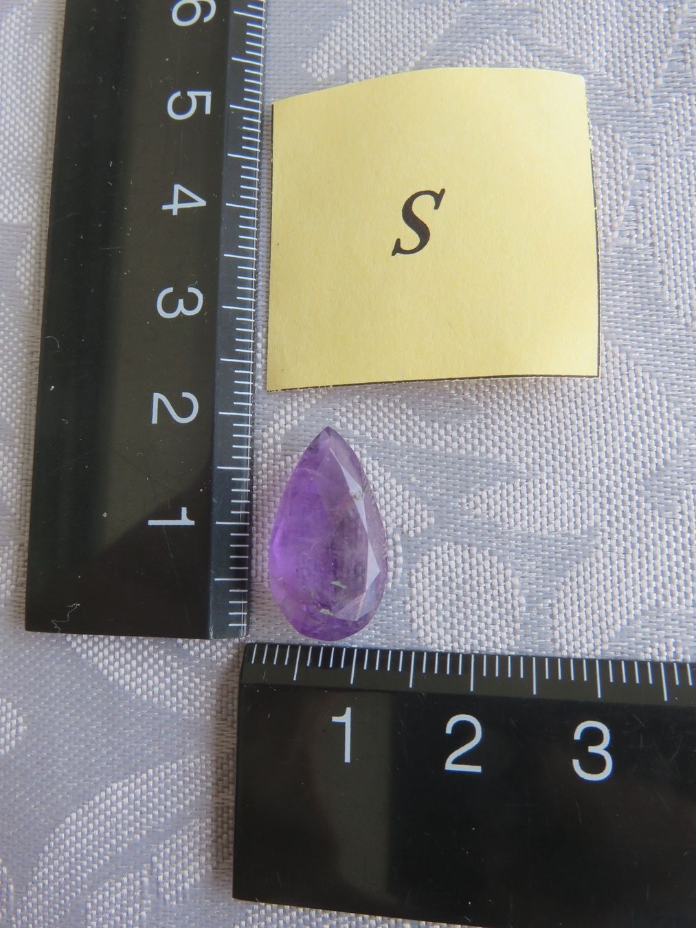 Pietre preziose: Amethyst Schmuckstein fasettiert – Usato da Rümlang venduto da BoutiqueMonique16