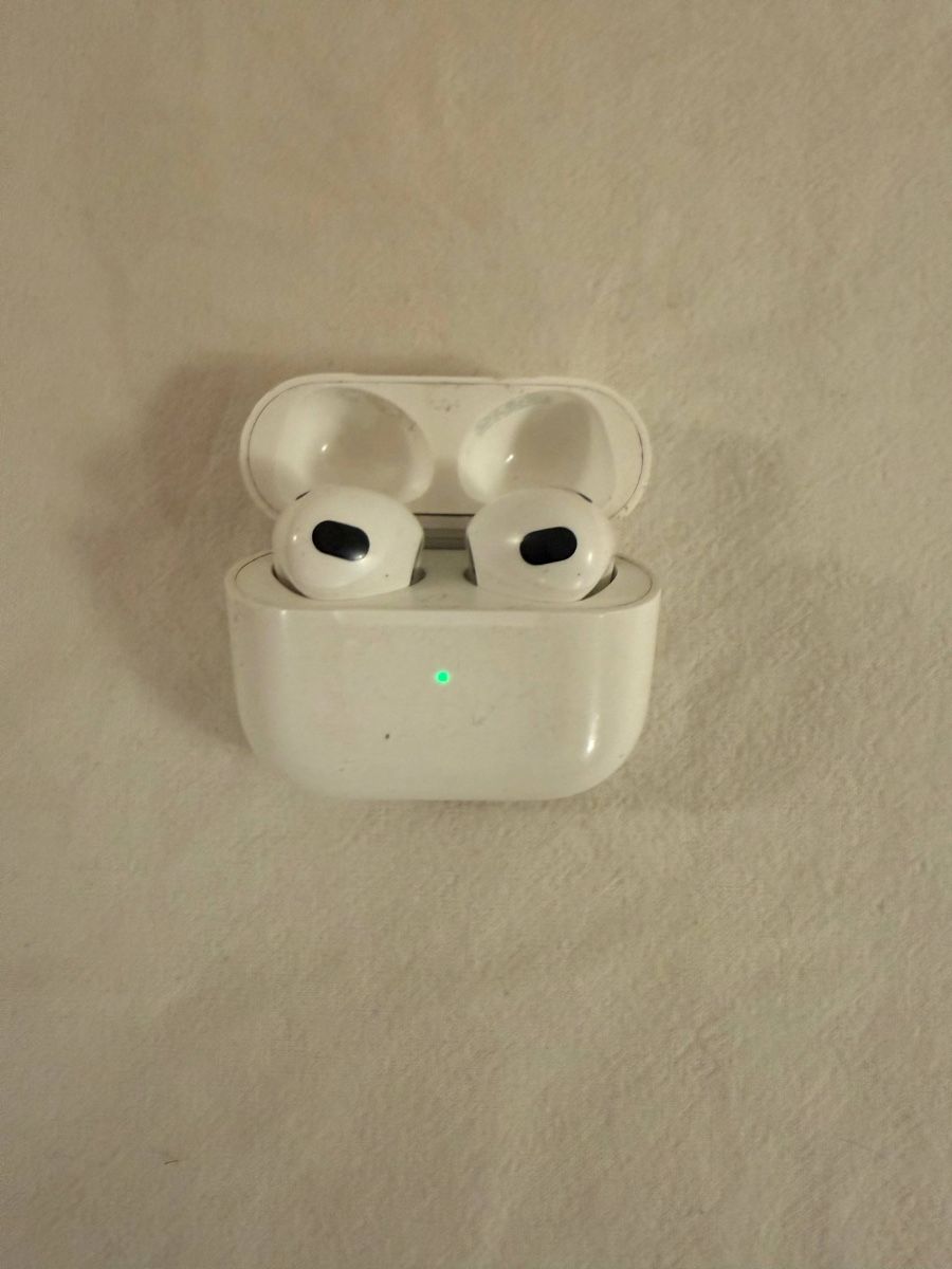 Apple Kopfhörer: Apple AirPods 3. Generation mit Ladecase gebraucht – Gebraucht aus Menziken von TopDevShop 2