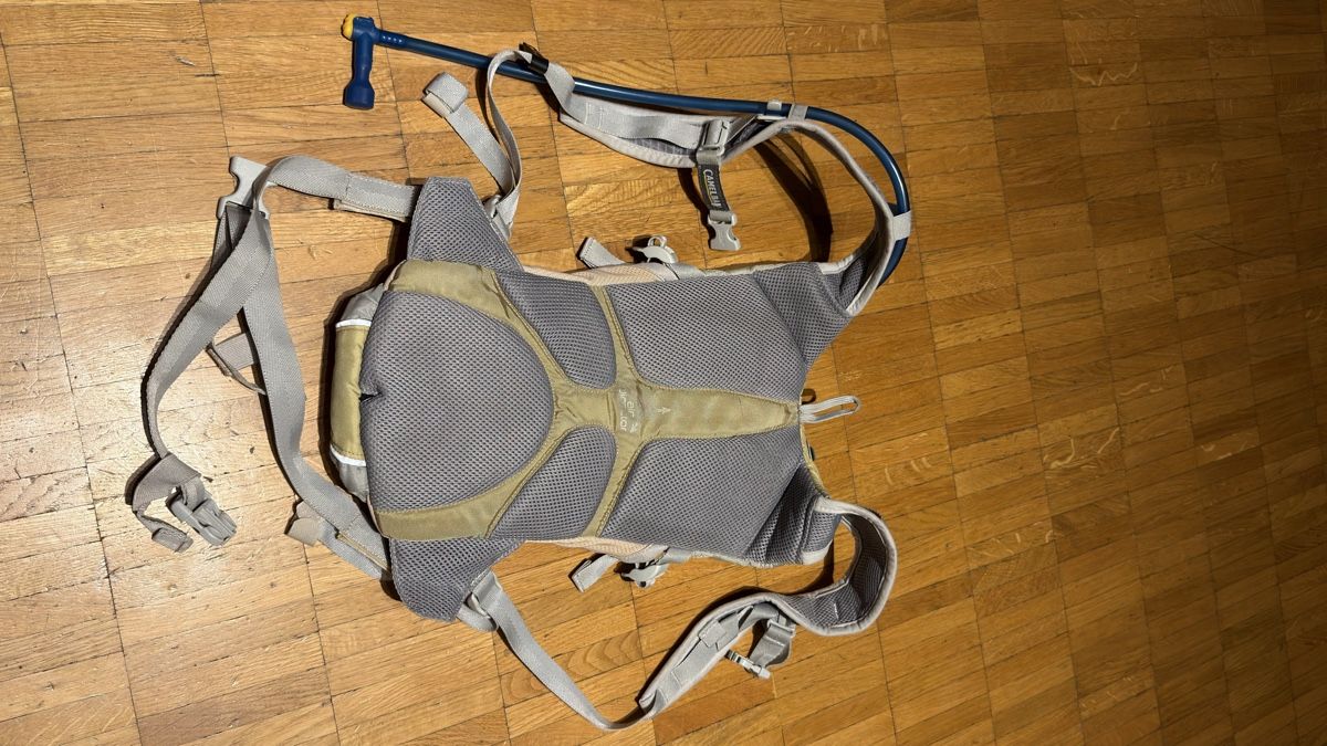 Camelbak Zaini: Camelback – Usato da Carouge GE venduto da qaliss22
