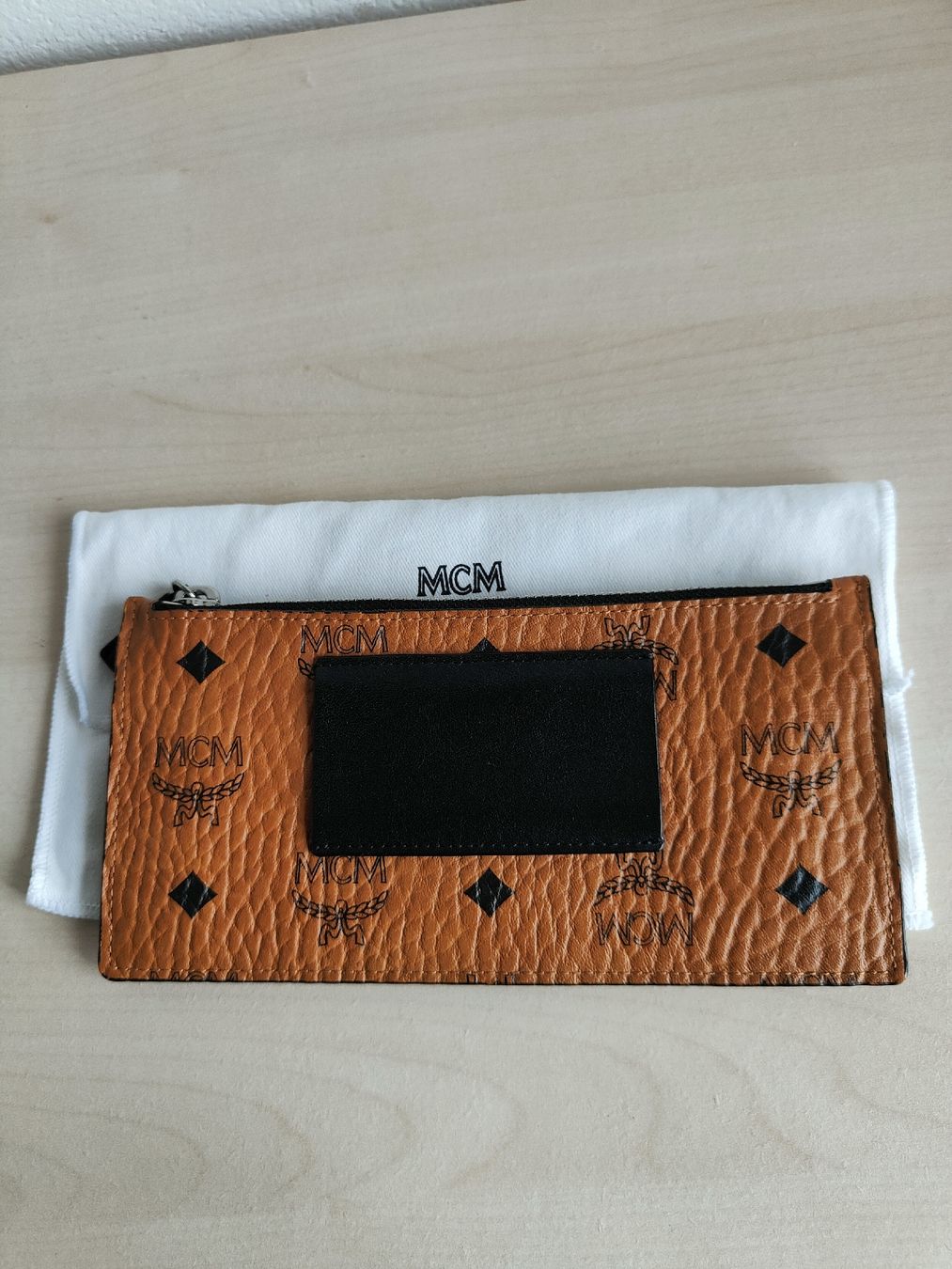 Mcm Portafogli: MCM portemonnaie – Usato da Hausen AG venduto da dar_gt8p 1