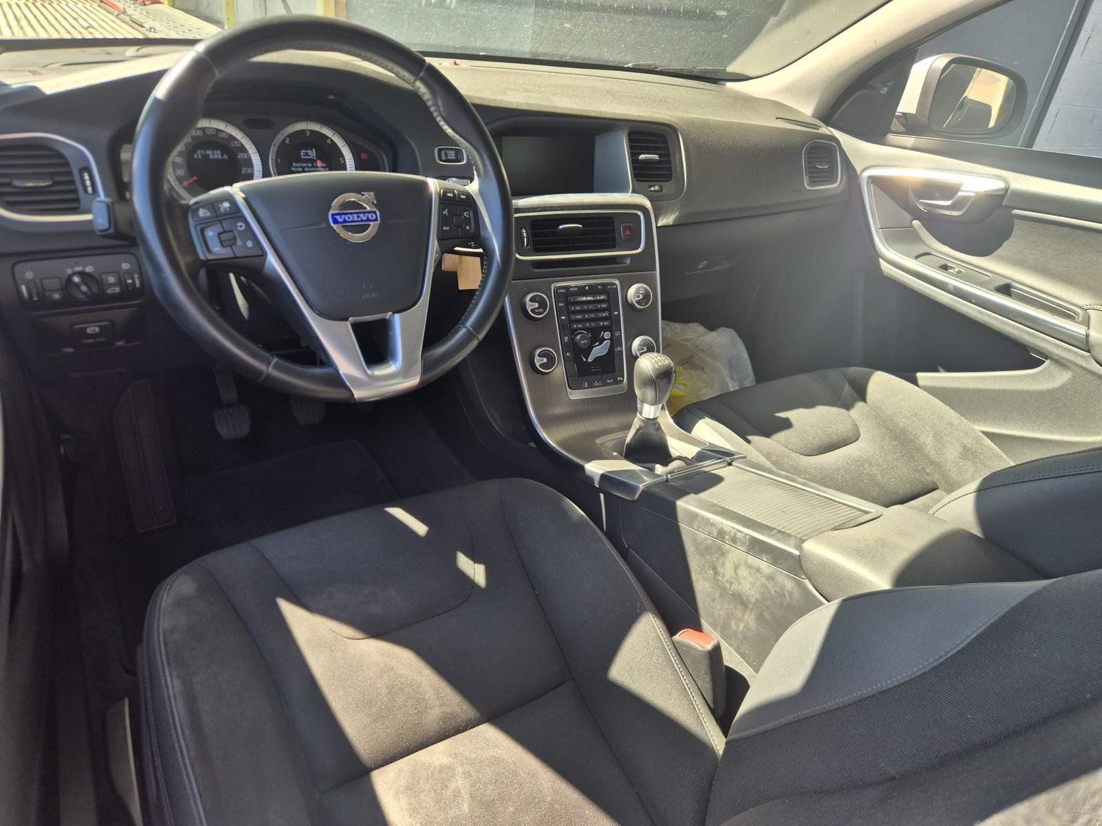 Volvo Automobili: VOLVO S60 D3 – Usato da Aclens venduto da sobacopeludo 5