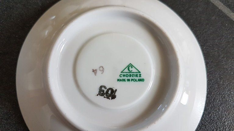 Geschirrsets: Tee/Kaffee Set Goldrand Porzellan – Gebraucht aus Giswil von online-Brockenhaus 2