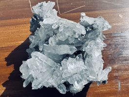 Bläuliche Quarz-Stufe aus Mathon, Schweiz