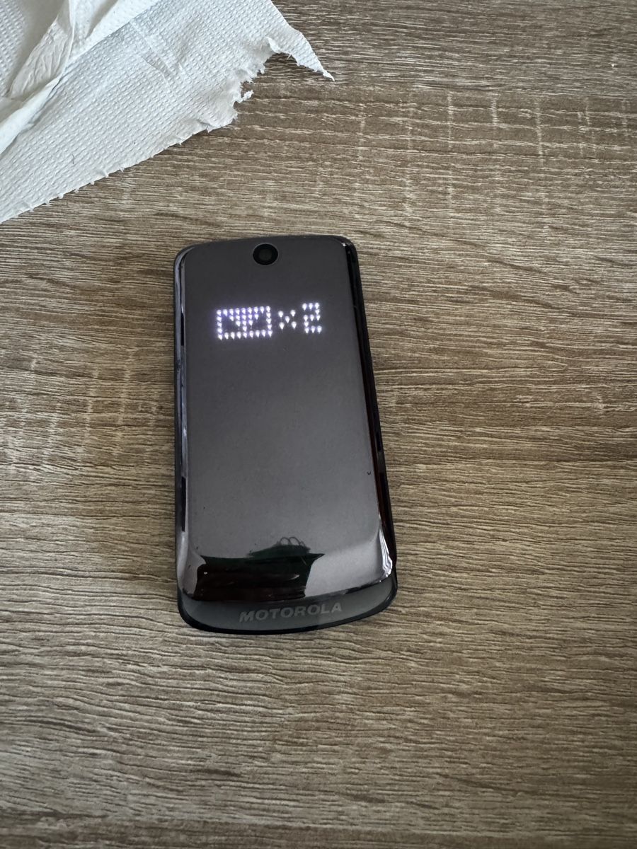 Motorola Telefoni cellulari / Smartphones: Motorola Gleam – Usato da Vevey venduto da Eiden77 6