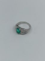 VINTAGE SMARAGD RING MIT ALTSCHLIFFDIAMANTEN IN 950 PLATIN