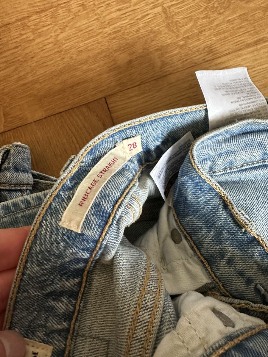 Jeans: Levi’s Jeans gemischt – Gebraucht aus Bern von Trikot-Liebe 2
