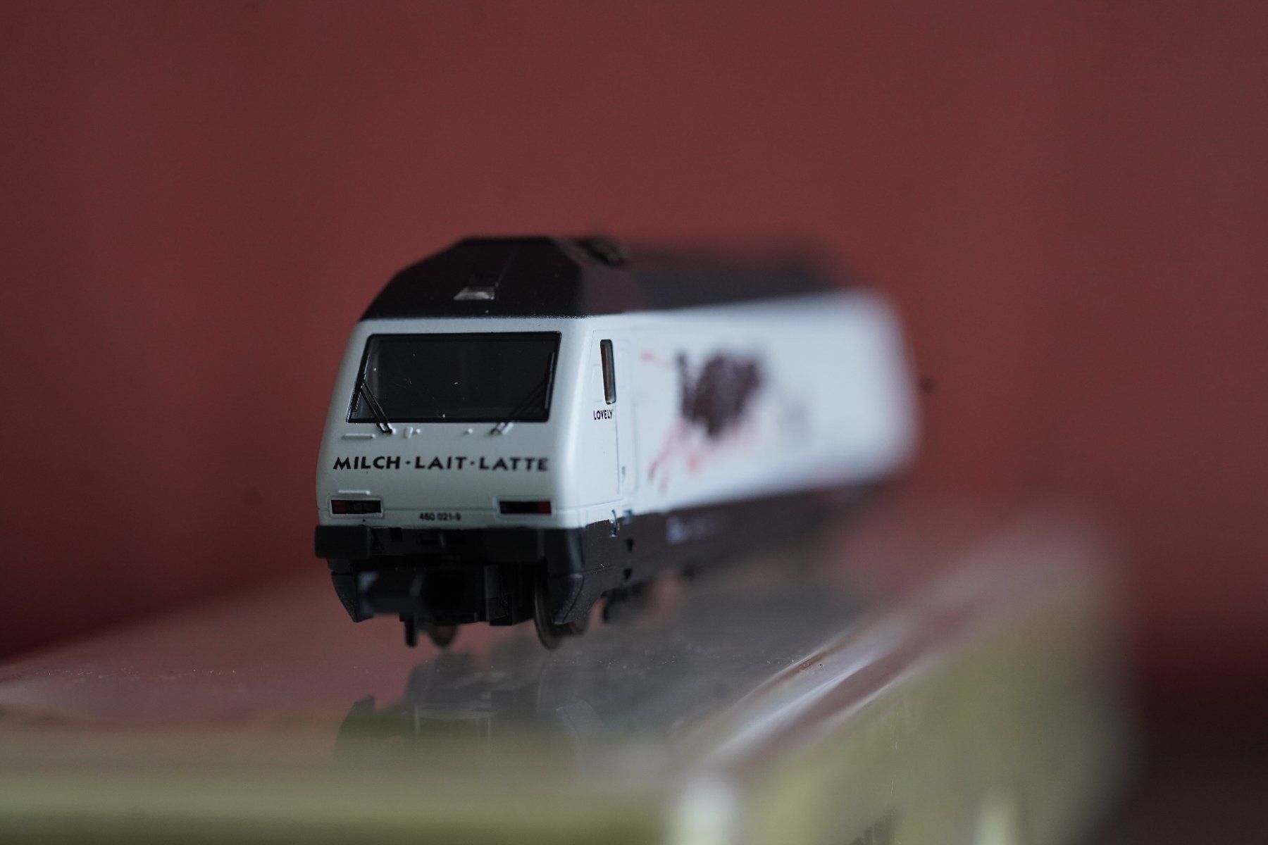Trix Modellini di ferrovie: Spur n: SBB Re 460 "Milch", Minitrix 12693 – Nuovo e nell'imballaggio originale da Basel venduto da bepebuba 1