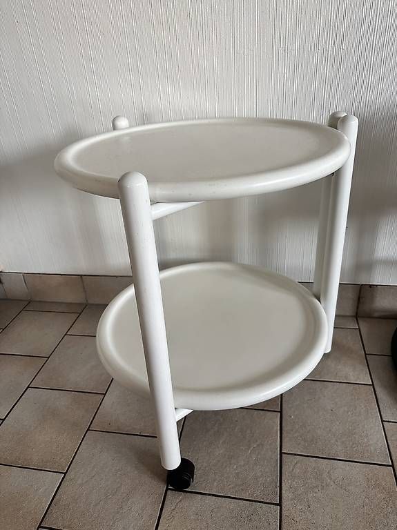 Möbel & Einrichtung: Tablett Wagen in weiss  – Gebraucht aus Appenzell von mfeldhaus