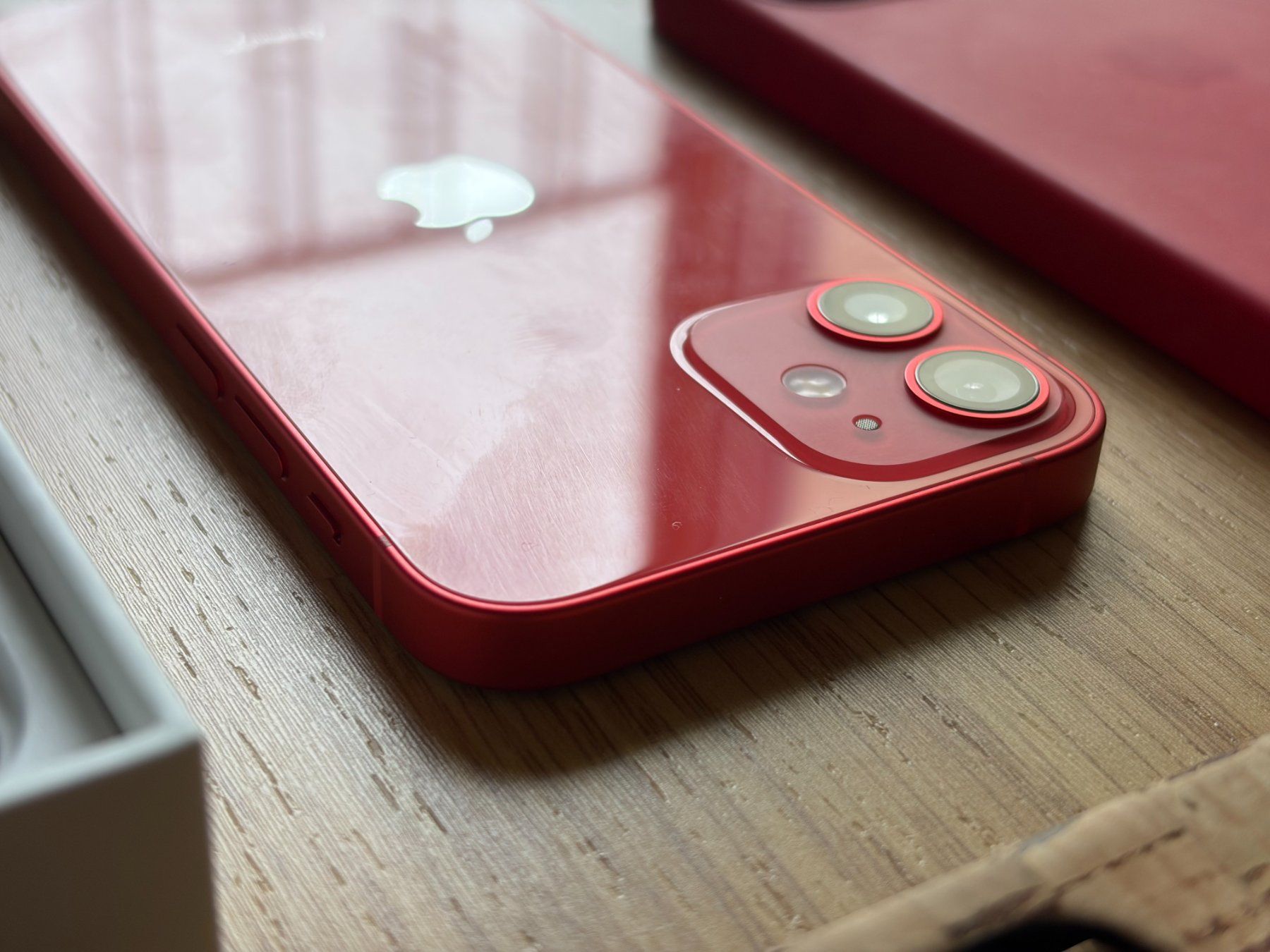 Apple Telefoni cellulari / Smartphones: Apple iPhone 12 mini 64 GB (PRODUCT)RED – Usato da Zürich venduto da greg_richrd 5