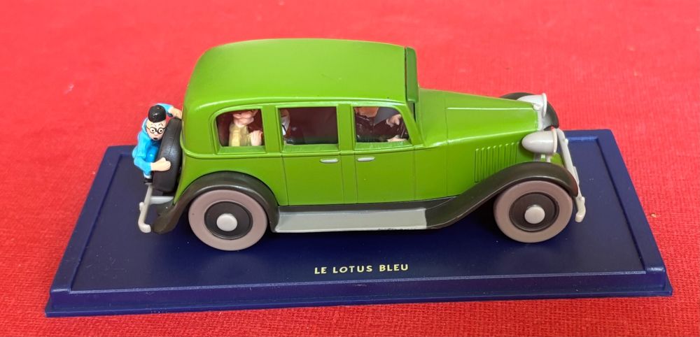 Tintin Limousine Lotus Bleu Atlas 1/43 - La Limousine Du Lotus