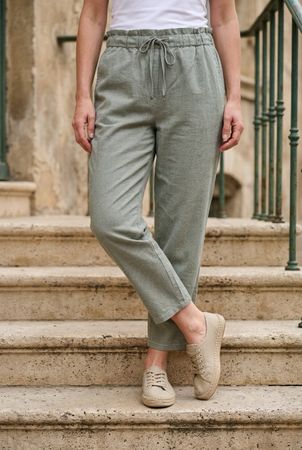 Everyday Hose, leicht und lässig *ZARA* Gr. M