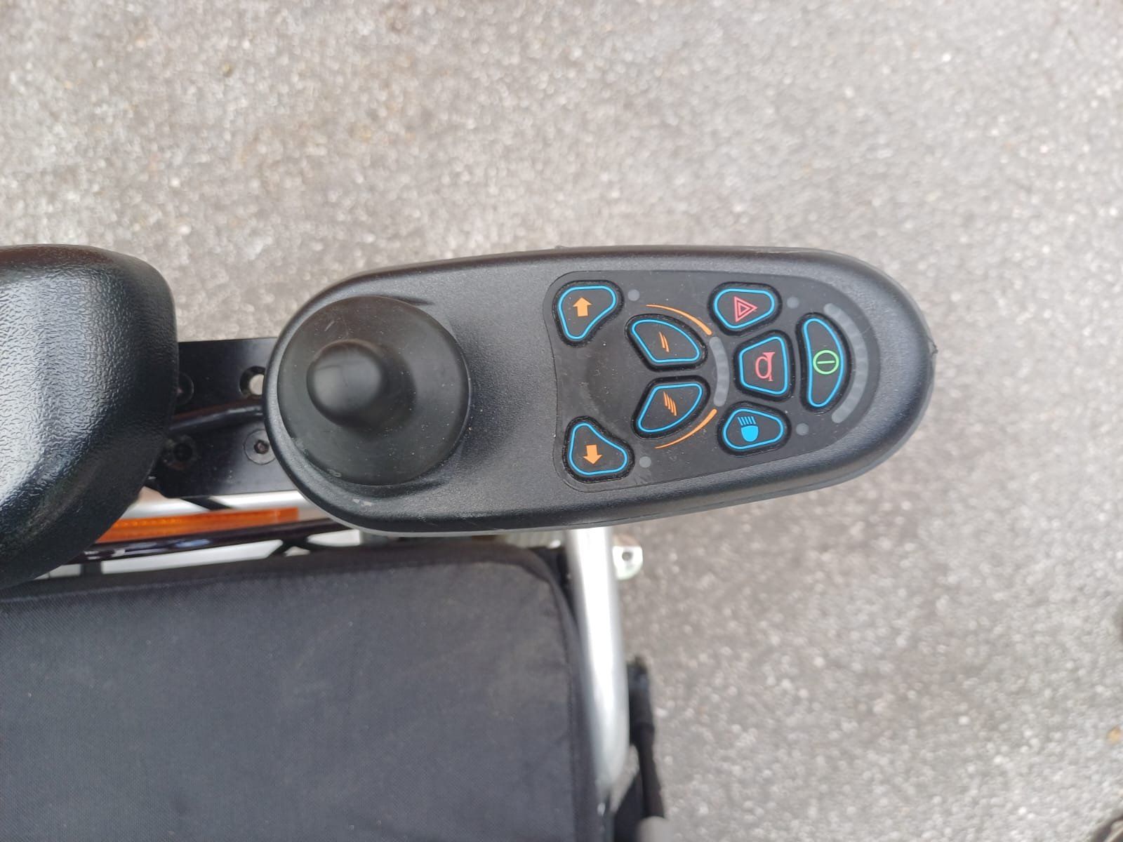 Sedie a rotelle: Fauteuil électrique Terra – Usato da Sion venduto da pie_y5hj 2
