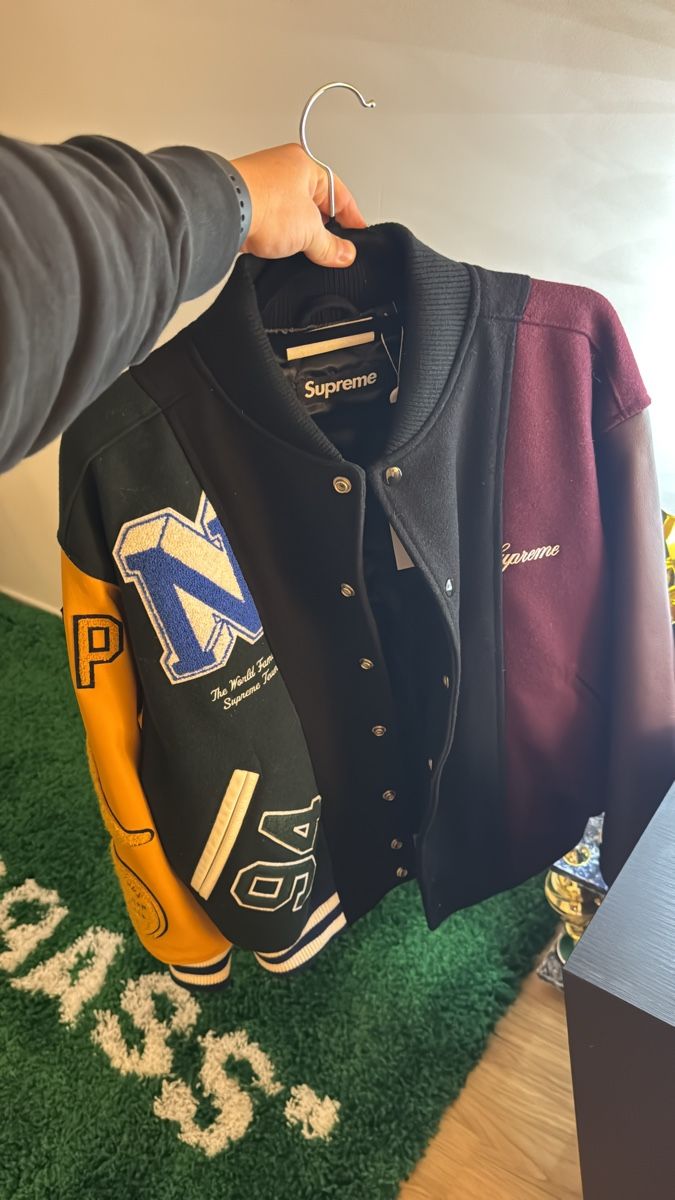 Supreme Giacche: Supreme Giacca Varsity X MM6 Maison Margiela – Nuovo e nell'imballaggio originale da Lumino venduto da Kussed 4