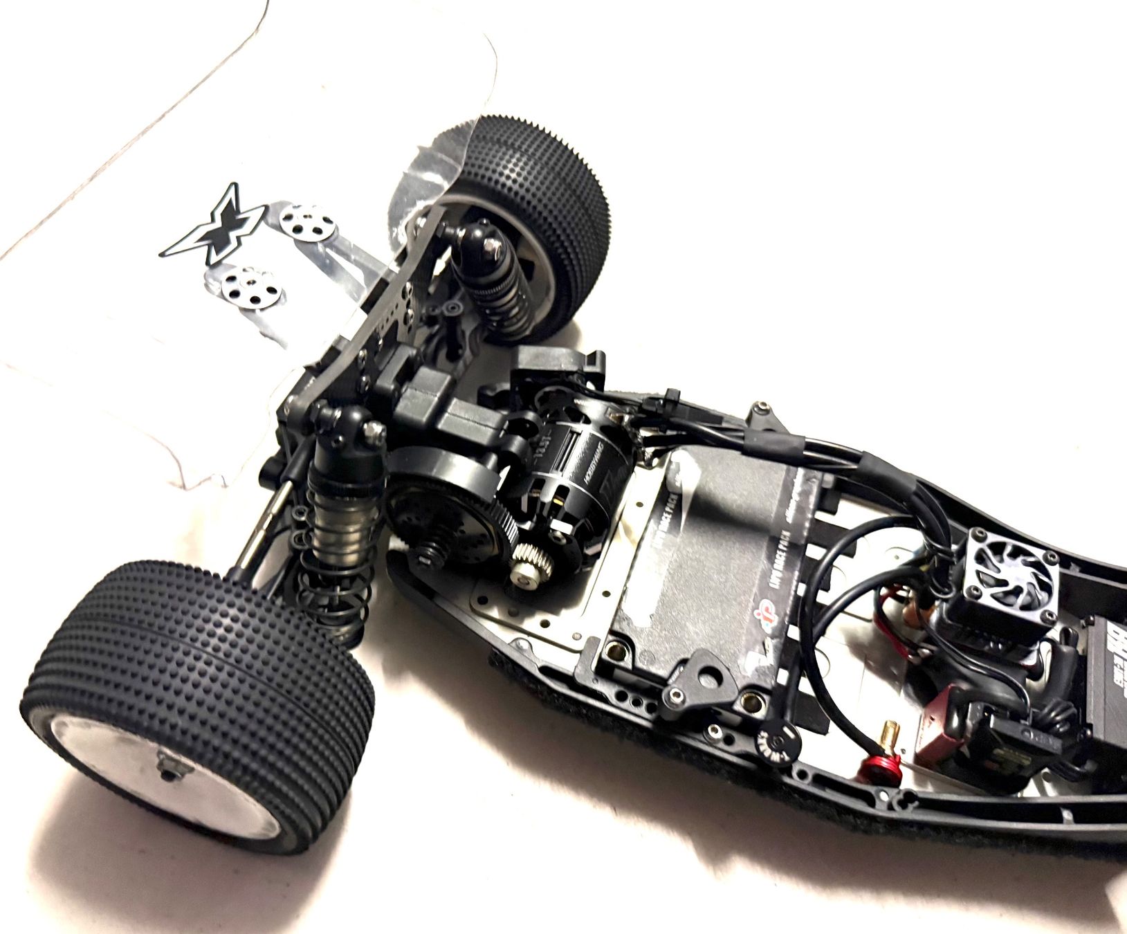 XRay Modellismo RC: XRAY XB2 2025 ÉDITION CARPET – Usato da Yverdon-les-Bains venduto da Fijo-rc 5