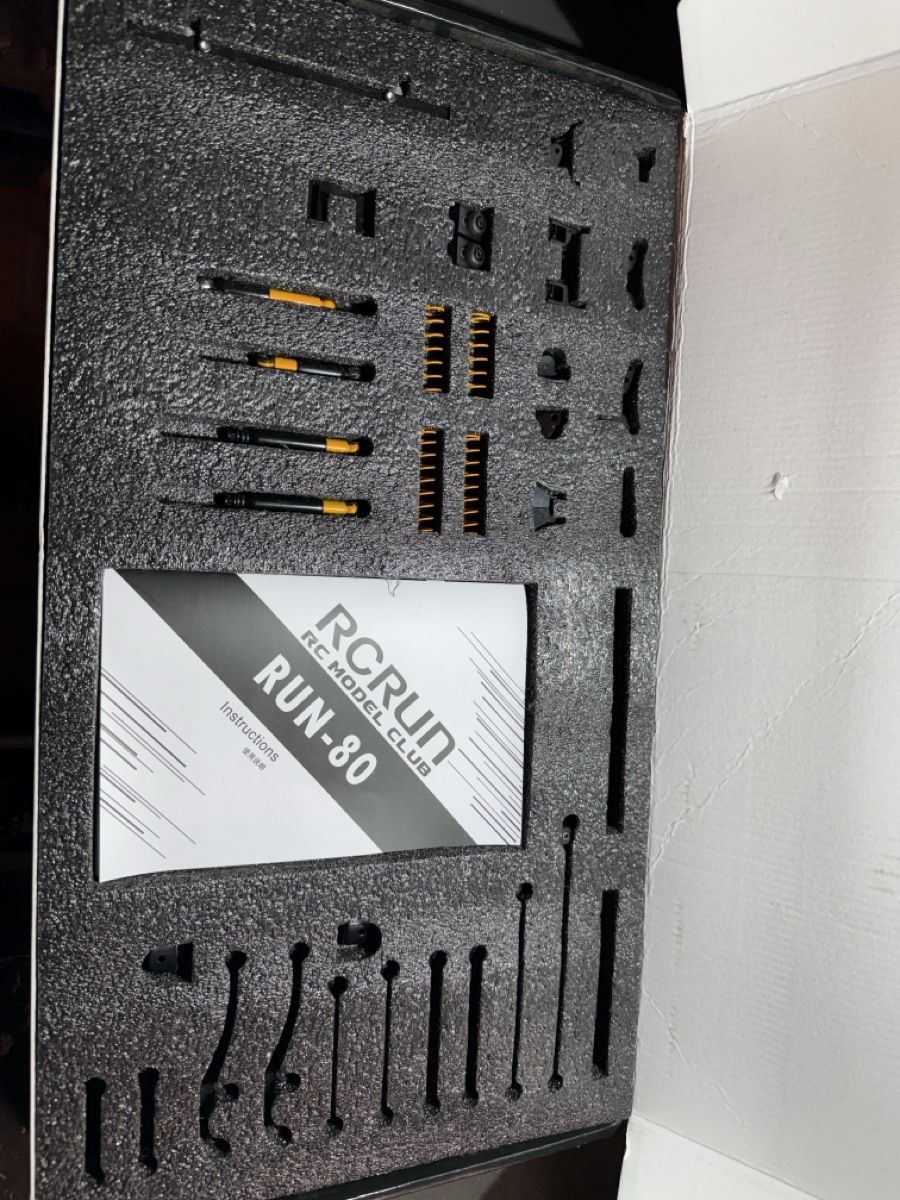Modellismo RC: RC RUN RC MODEL CLUB RUN80 Simulation Frame neu – Nuovo (secondo la descrizione) da Altdorf UR venduto da modellbau-widmer 4