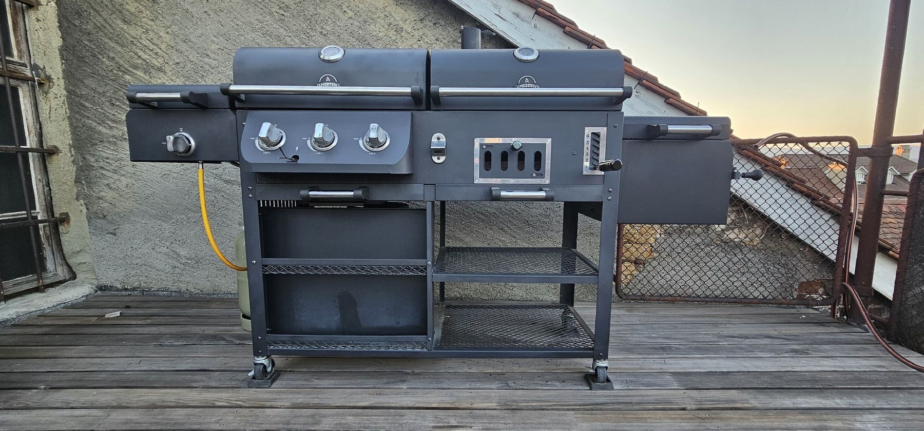 Grills: Jamestown Grill Kombistation – Gebraucht aus Murten von RYO_RYO
